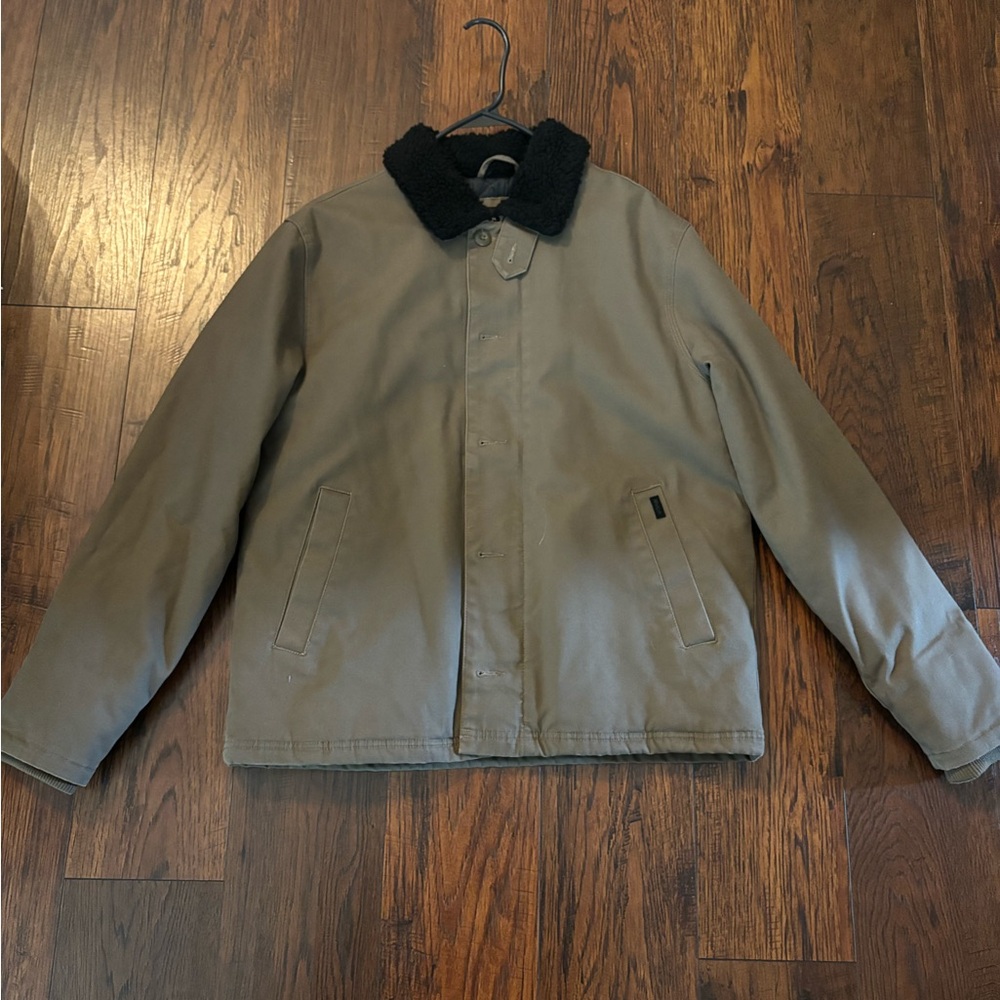 RVCA men’s jacket with sherpa collar